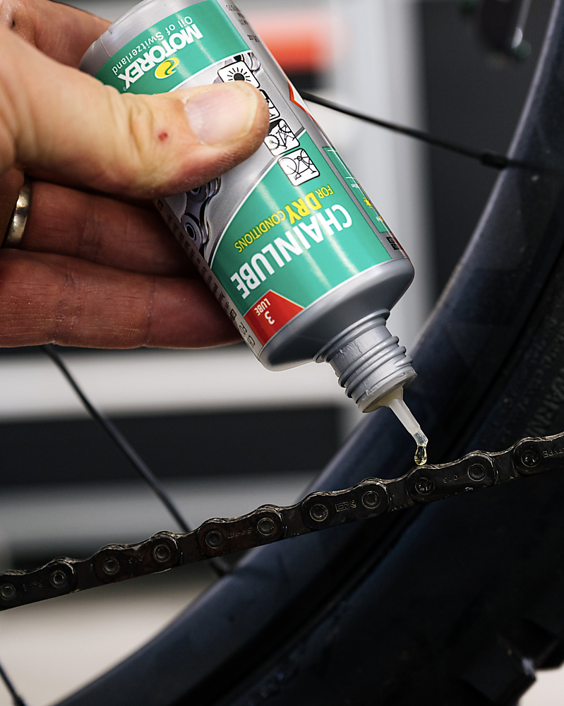 Load image into Gallery viewer, Motorex Dry Conditions 100ml