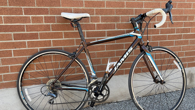 Load image into Gallery viewer, Jamis Ventura Road Bike BBU092
