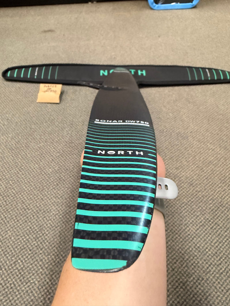 Load image into Gallery viewer, North Sonar DW750 Wing FFU246
