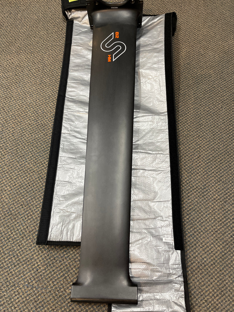 Load image into Gallery viewer, Used Slingshot One-Lock HM 82cm Mast FU118
