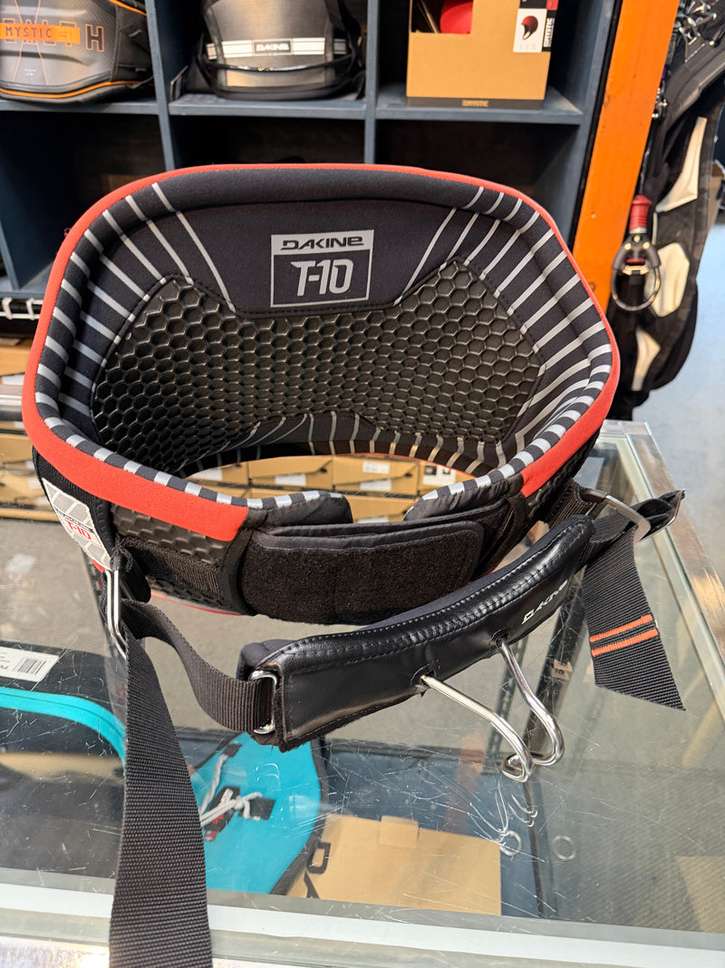 Load image into Gallery viewer, Dakine T-10 Harness Large WSU141
