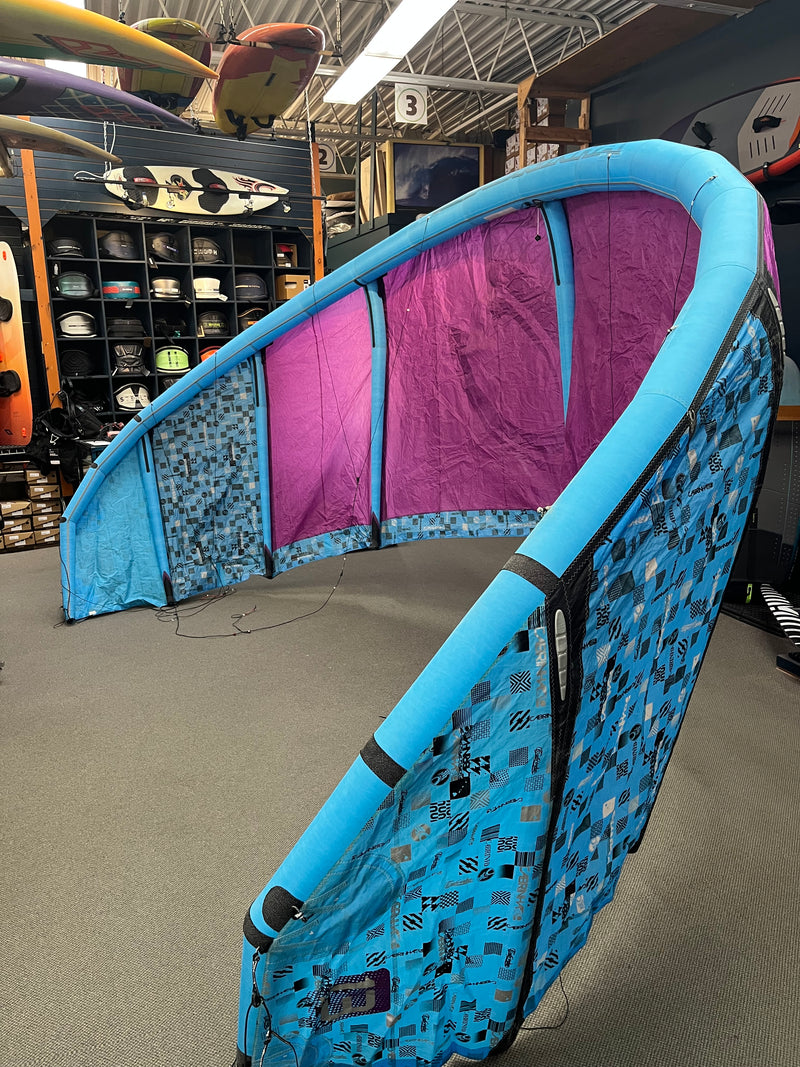 Load image into Gallery viewer, 2011 Cabrinha Crossbow 13m KKU1806
