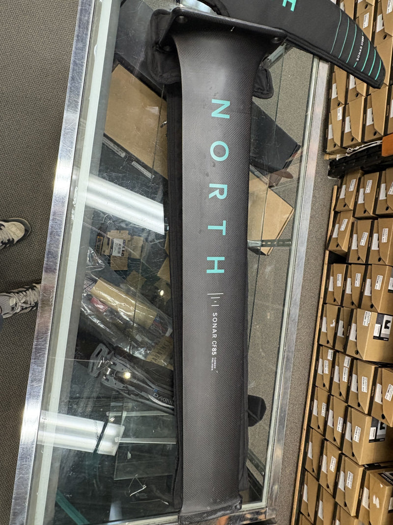 Load image into Gallery viewer, Used North CF85 Mast FFU227
