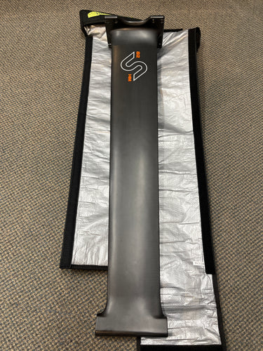 Used Slingshot One-Lock HM 82cm Mast FU118
