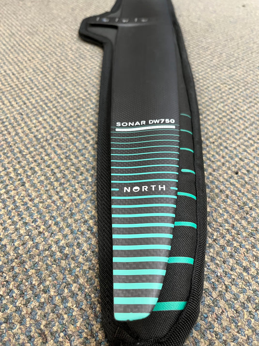 North DW750 Front Wing FU155