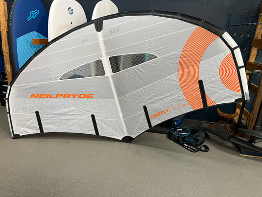Neilpryde Firefly Pro LTD 4.0m WWU320