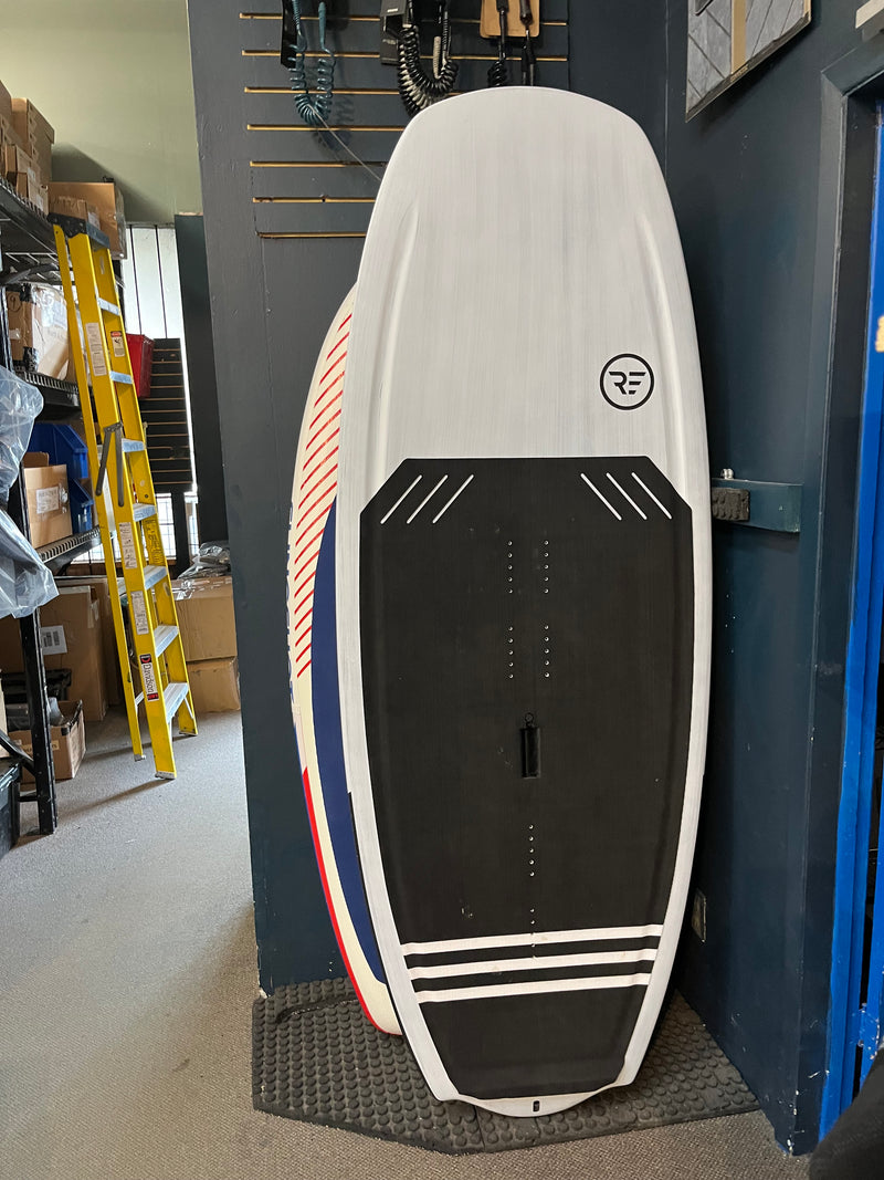 Load image into Gallery viewer, RE Moon Buddy 7'0" 151L WBU136

