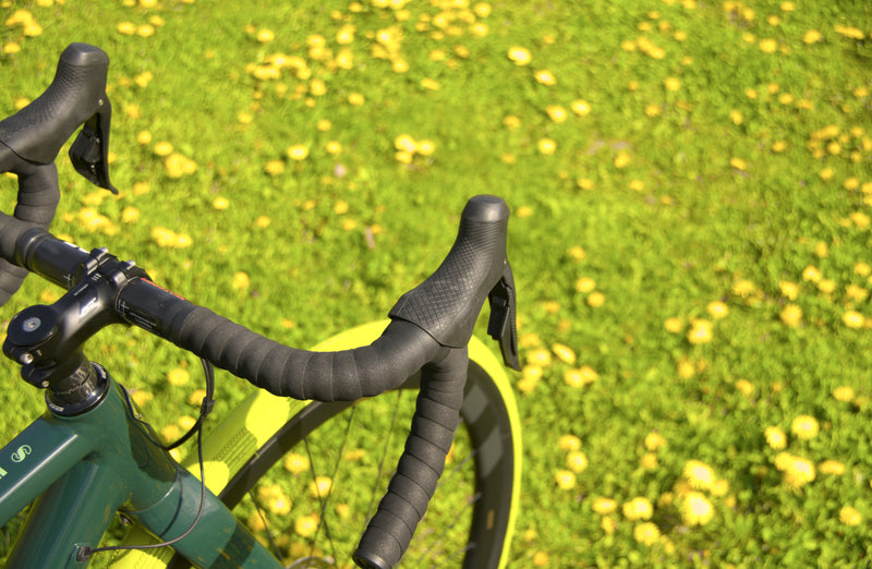 Load image into Gallery viewer, Norco Search A2 Carbon Wheels GRX Di2

