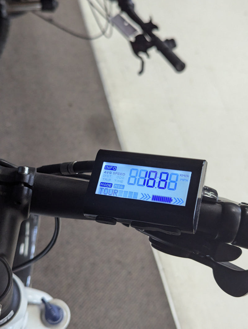 Load image into Gallery viewer, Stromer Deluxe Medium

