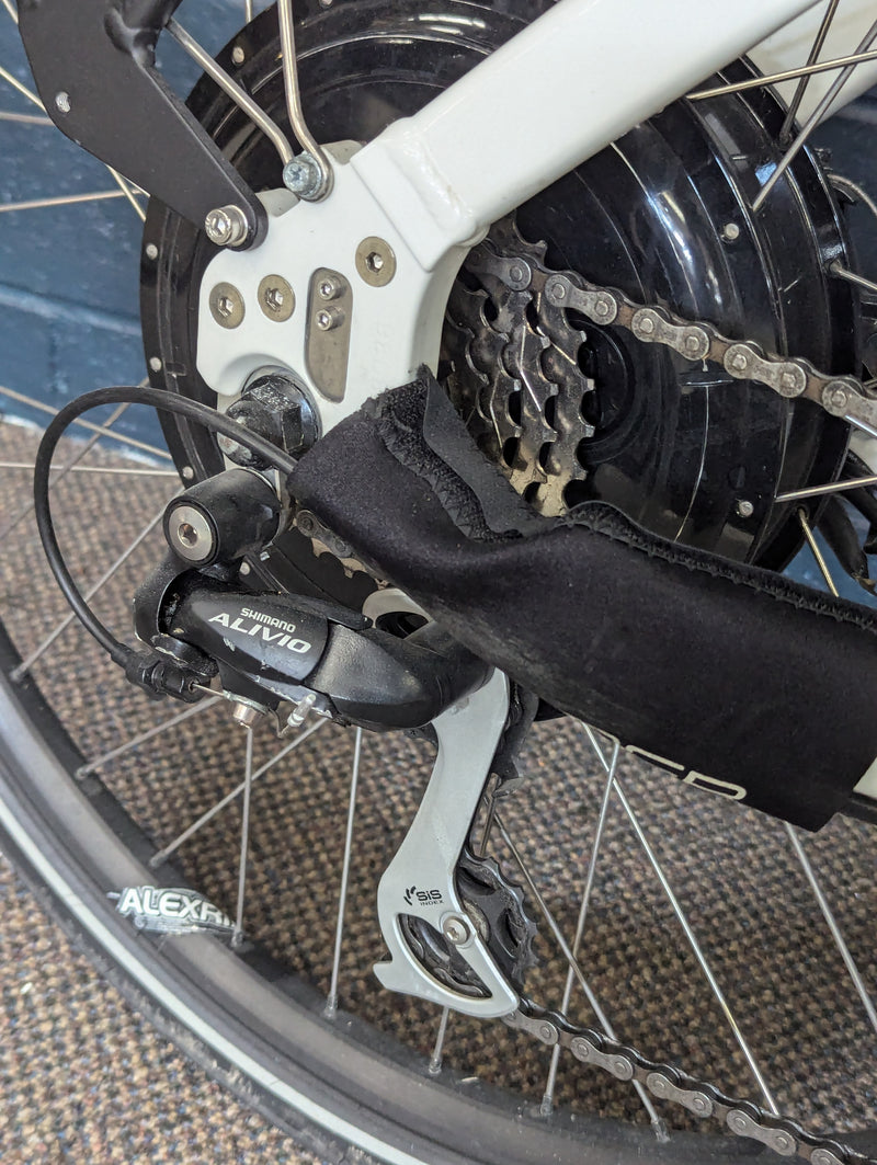 Load image into Gallery viewer, Stromer Deluxe Medium
