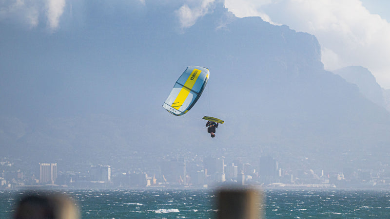 Load image into Gallery viewer, Flysurfer Shot Kiteboard
