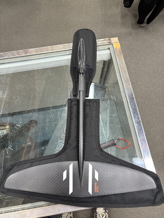 Used Slingshot 270 Verse Tail FFU235