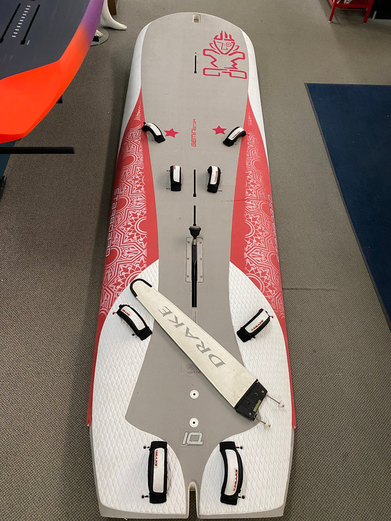Load image into Gallery viewer, Starboard GeminiStar Tandem WSU122
